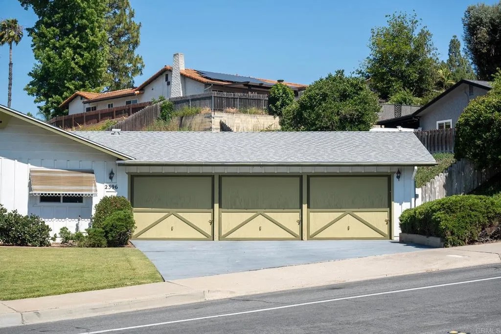 2396 Windmill View Road
