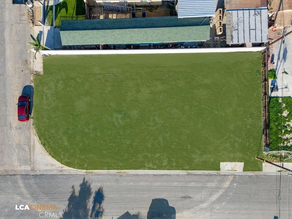 Photo of 500 Lawson Rd, Bakersfield, CA 93307 (MLS # NS24157932)