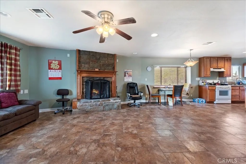 13285 Mesquite Road