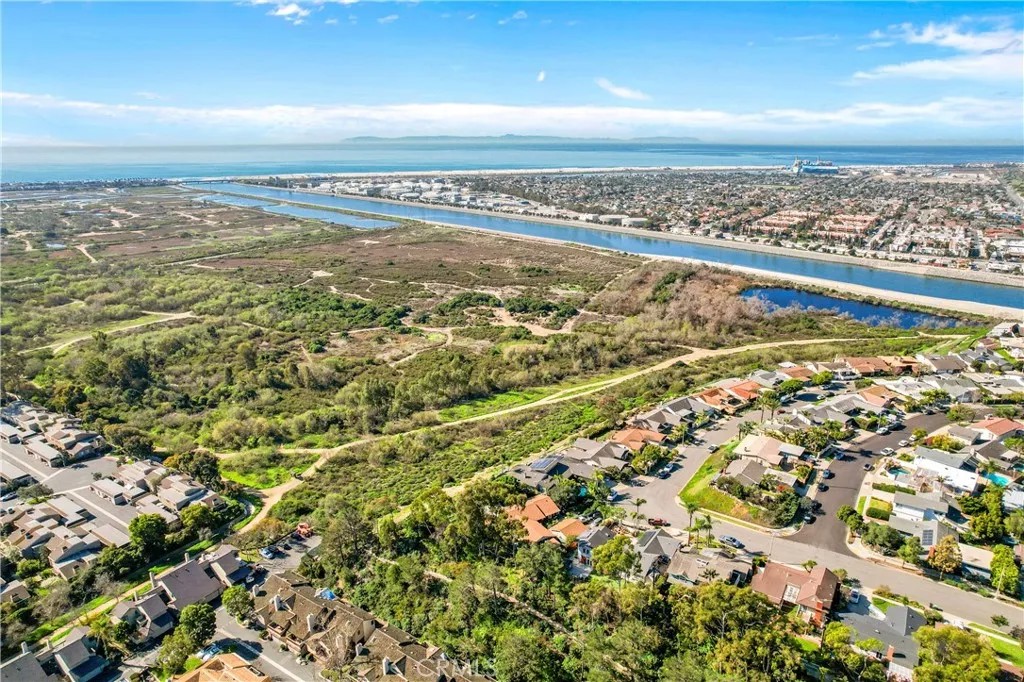 2074 Meadow View Lane