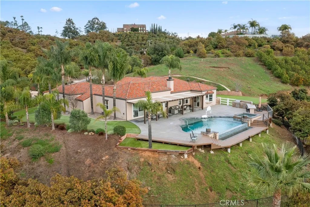 29165 Ridgeline Court