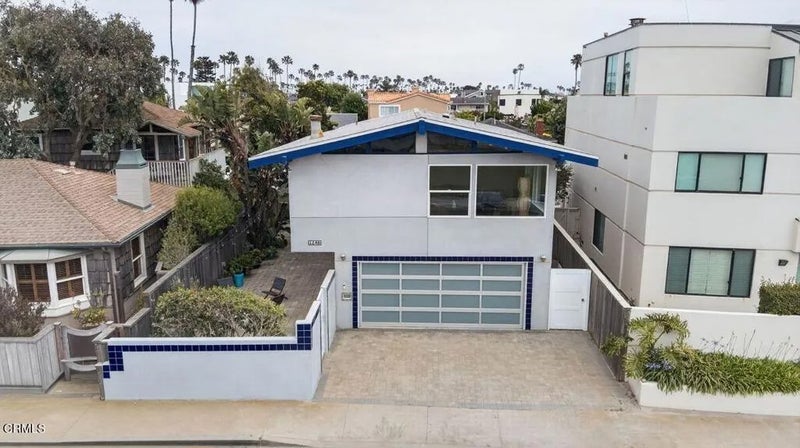 1248 Marthas Vineyard Court