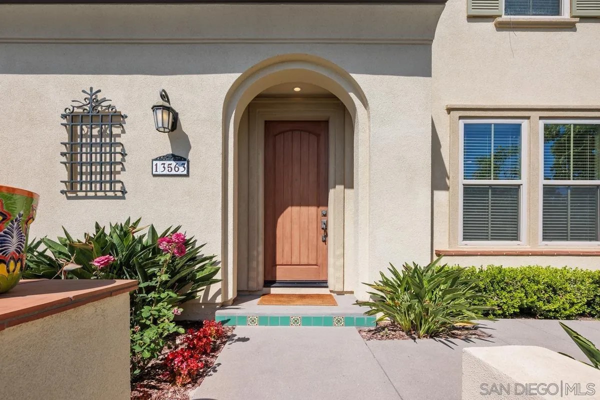 13563 Chamise Vista