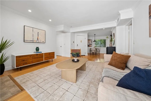 11816 Gorham 113 #113, Los Angeles