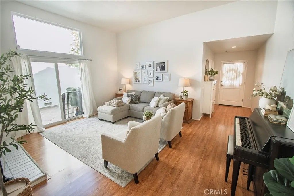 Photo of 23924 Ranney House Court, Valencia, CA 91355 (MLS # SR25269399)