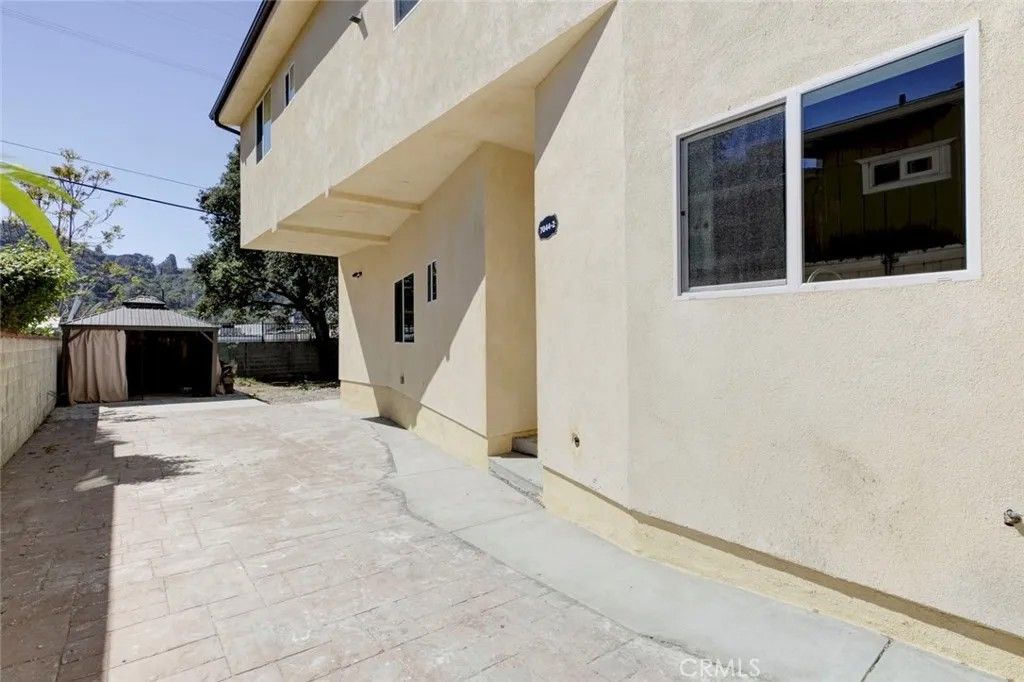 Photo of 7044 Greeley St #2, Tujunga, CA 91042 (MLS # GD26064793)