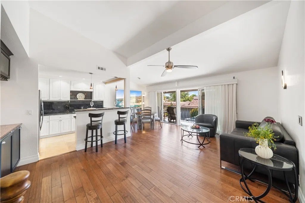 2326 Vista Hogar