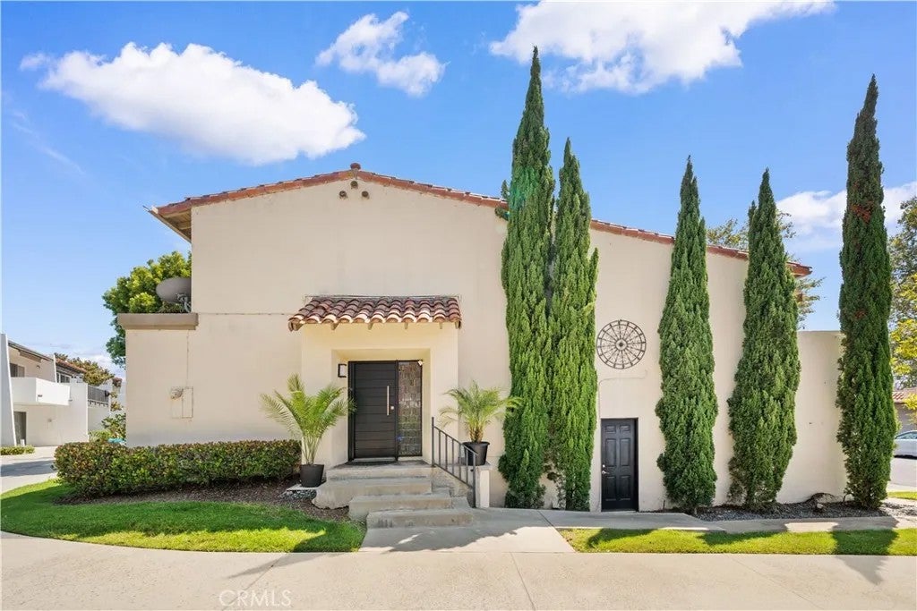 2326 Vista Hogar