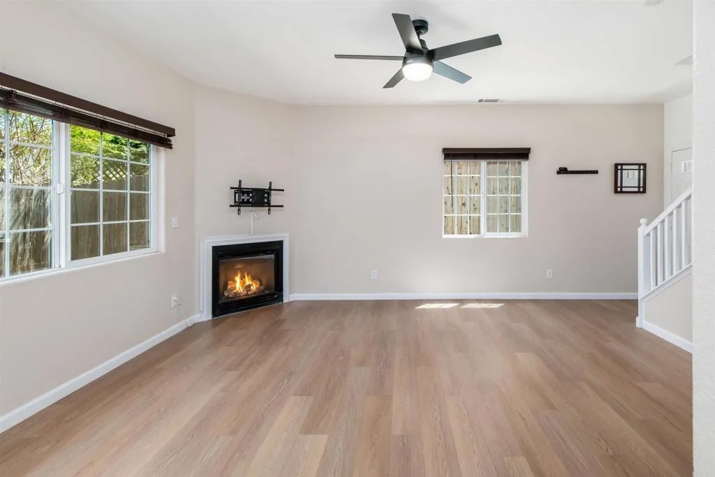 477 Calle Elegante