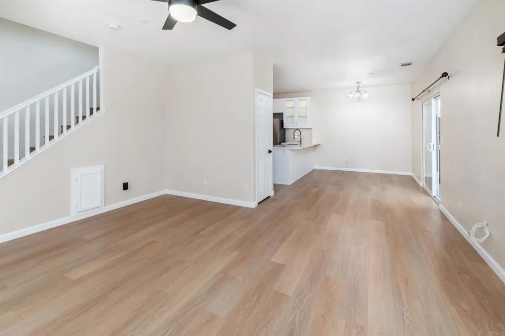477 Calle Elegante