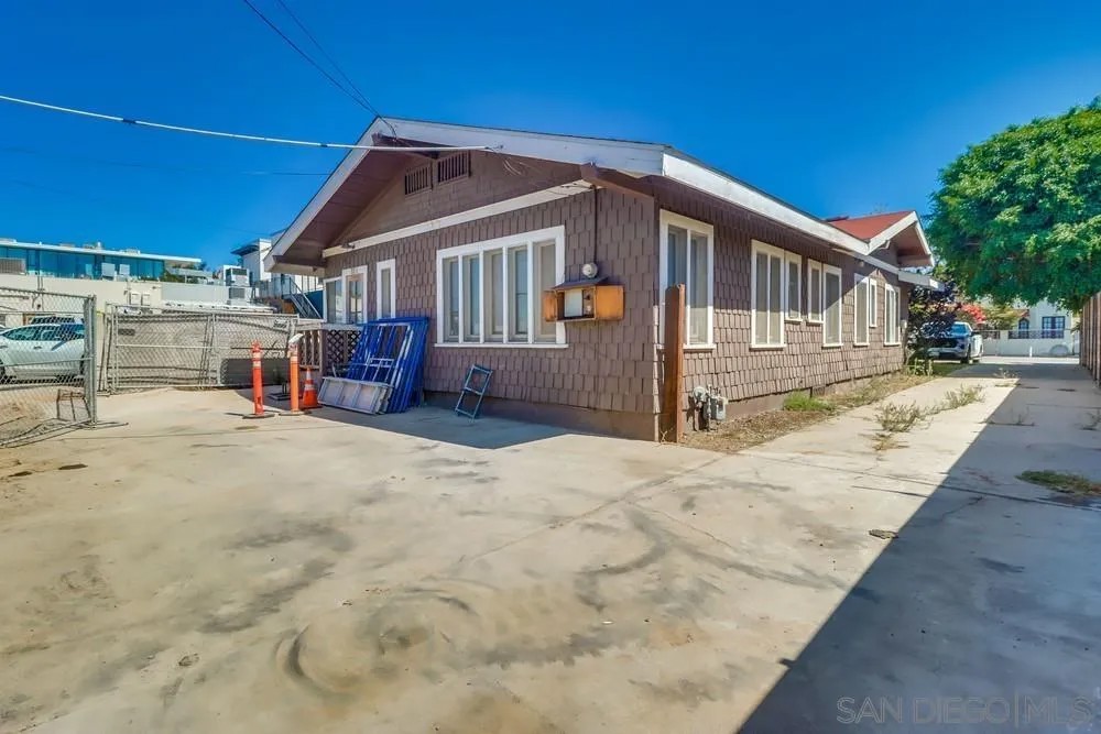 3376 30th Street
