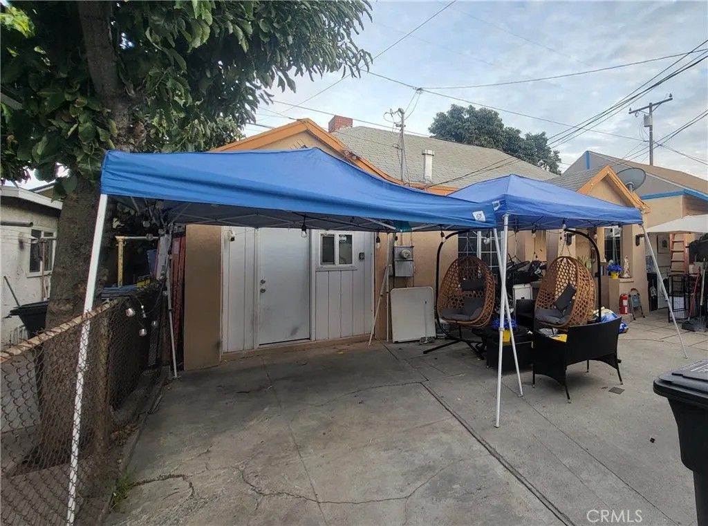 Photo of 946 S Ferris Ave, East Los Angeles, CA 90022 (MLS # PW26021850)