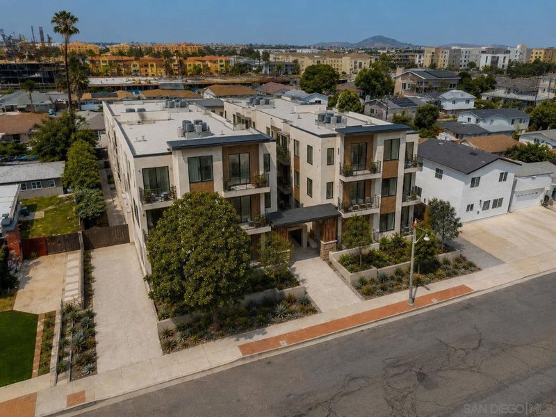 5602 & 5610 Dorothy Dr