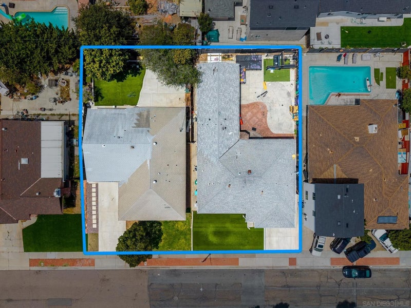 5602 & 5610 Dorothy Dr
