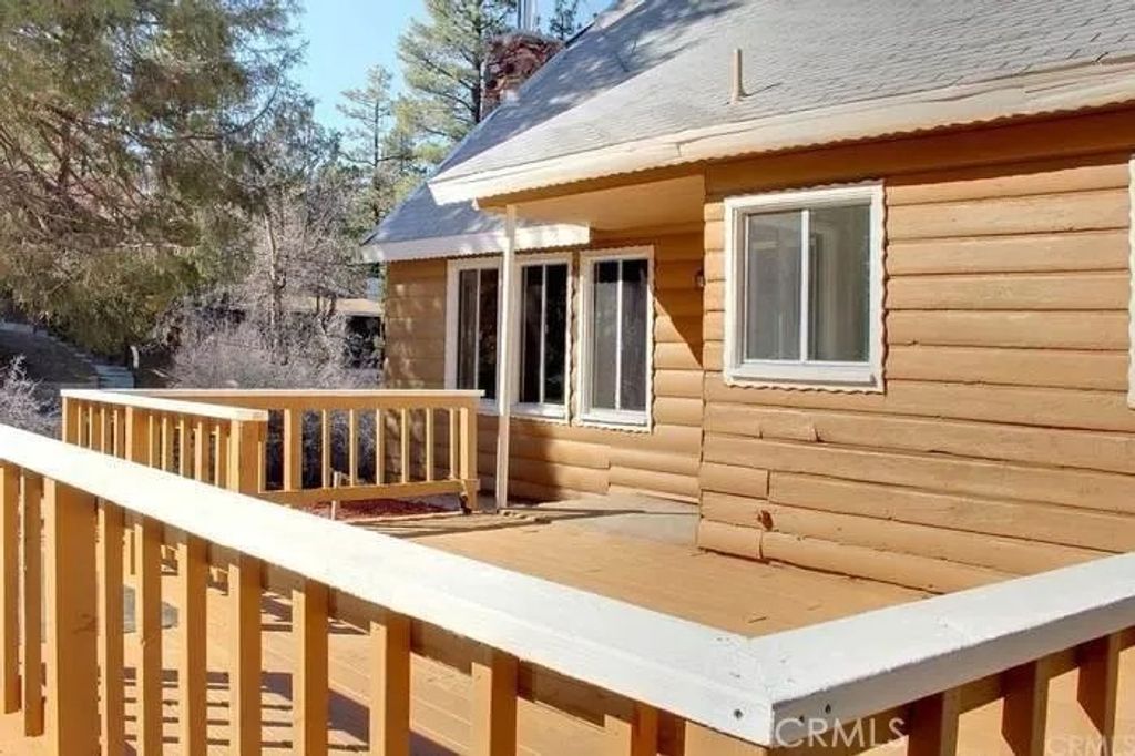 Photo of 512 S Marlowe Drive, Big Bear Lake, CA 92314 (MLS # FR26061683)