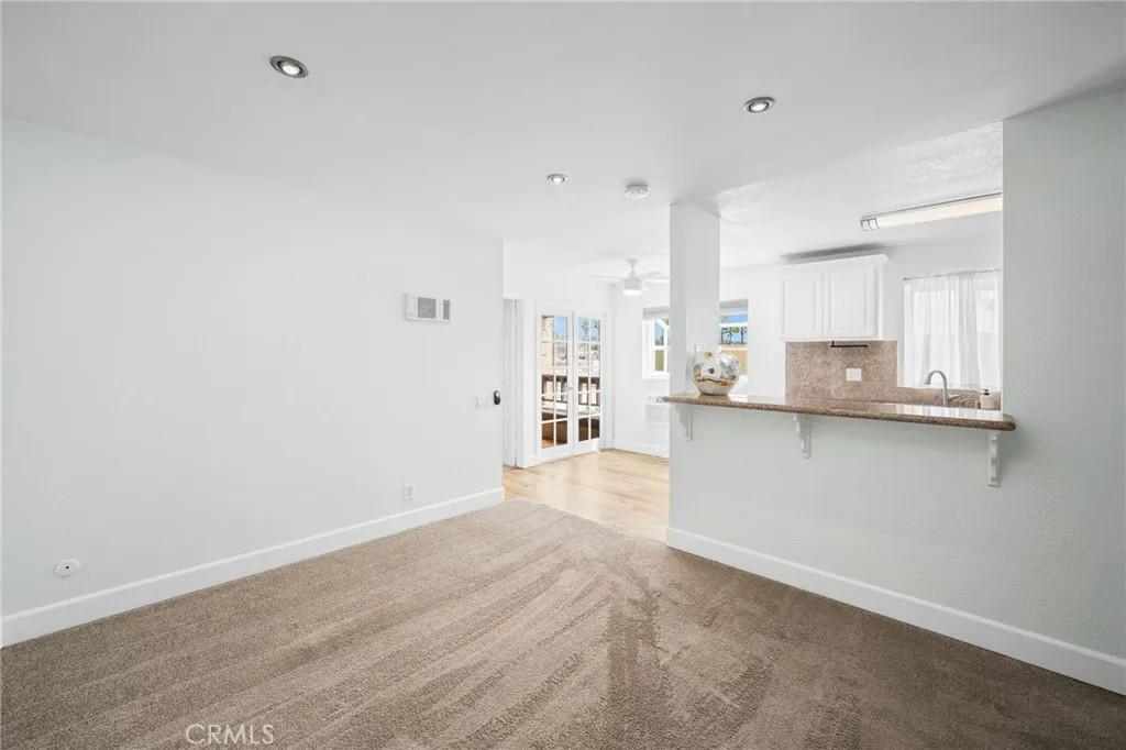 3142 Midway Drive B307