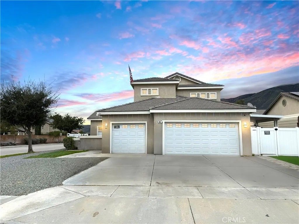 Photo of 965 Cypress Drive, San Jacinto, CA 92583 (MLS # MB25276532)