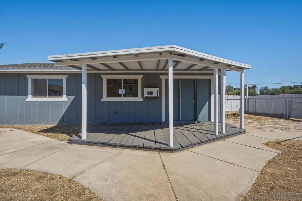 Photo of 1645 La Brea St, Ramona, CA 92065 (MLS # 260014532)