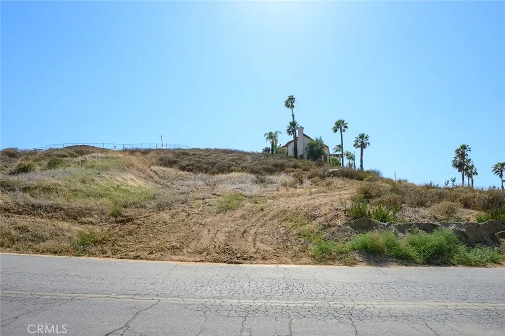 16527 Canyon Ridge
