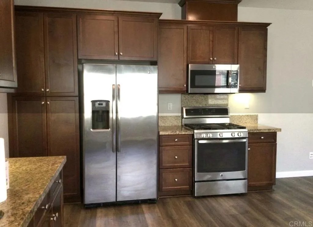 1541 Winter Lane UNIT 1