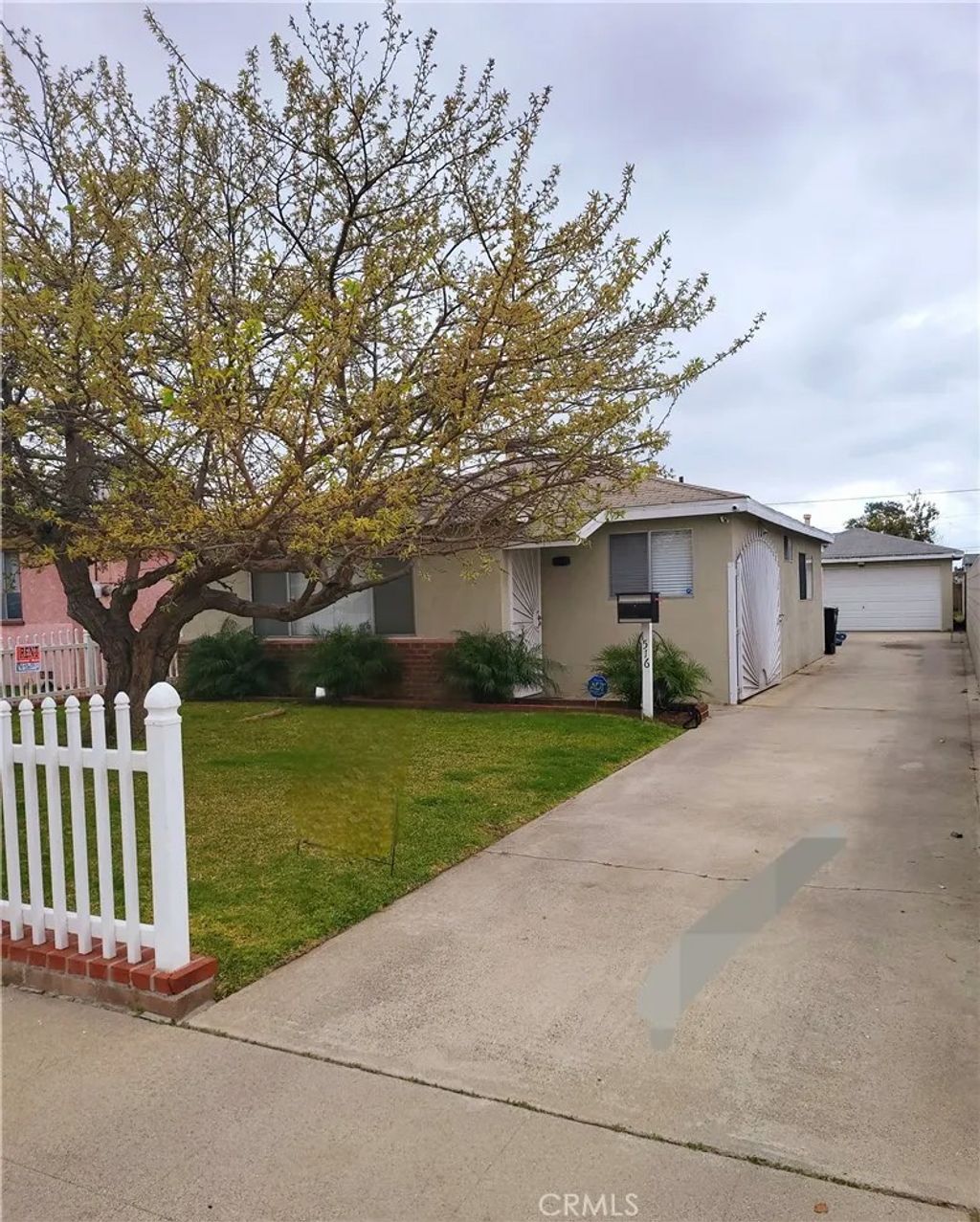 Photo of 1516 W 222nd St, Torrance, CA 90501 (MLS # PW26070520)