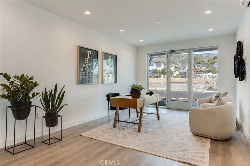 1196 Tiburon Way