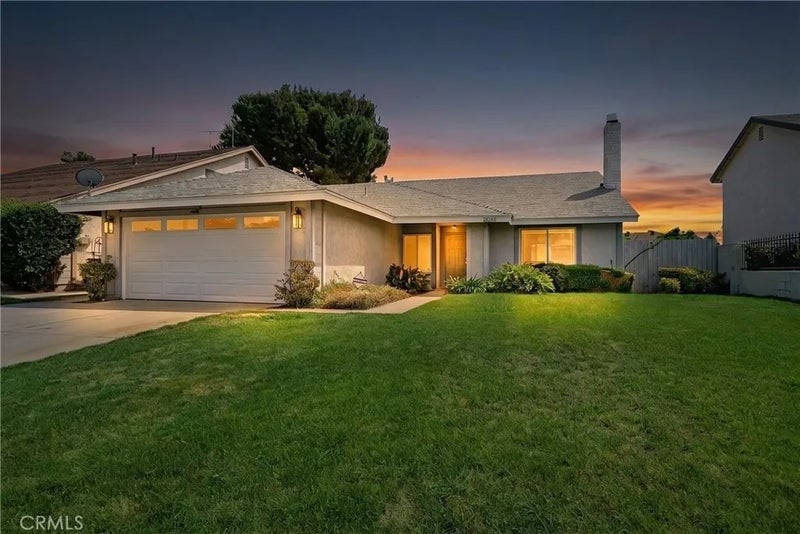 9561 Cameron