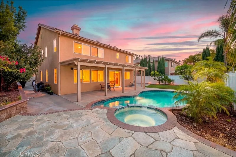 39879 Camden Court