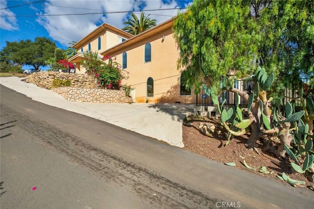 Photo of 20227 Ash Lane, Escondido, CA 92029 (MLS # PW26002238)
