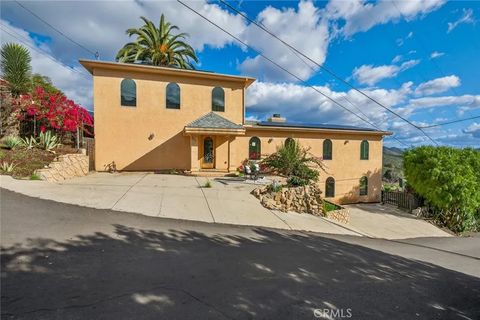 Photo of 20227 Ash Lane, Escondido, CA 92029 (MLS # PW26002238)