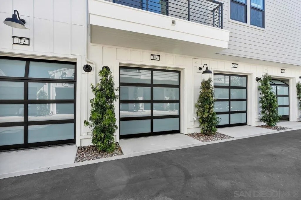 Photo of 1103 Catania Ct #104, Encinitas, CA 92024 (MLS # 260023336)