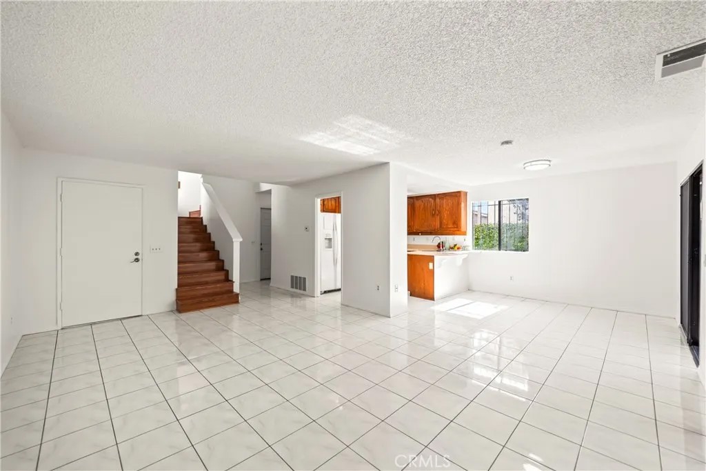 9051 BIOLA Lane