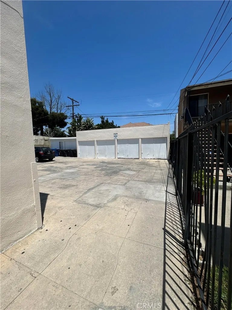 4060 Brighton