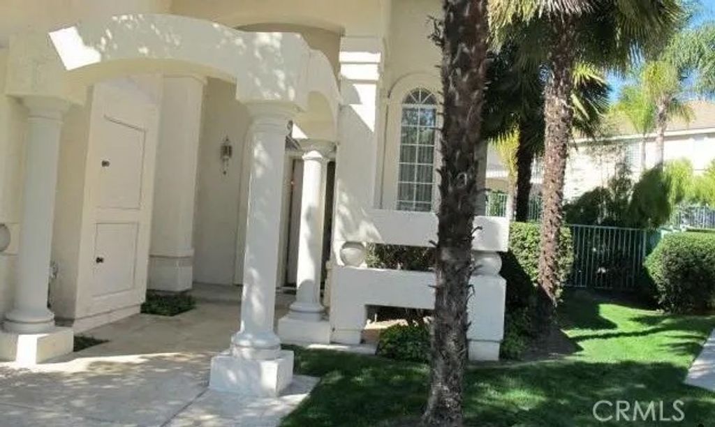 Photo of 333 Calle Moreno, San Dimas, CA 91773 (MLS # CV26083775)