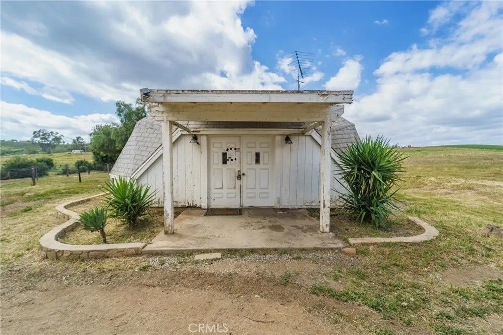 Photo of 33041 Briggs Road, Menifee, CA 92584 (MLS # SW25270876)