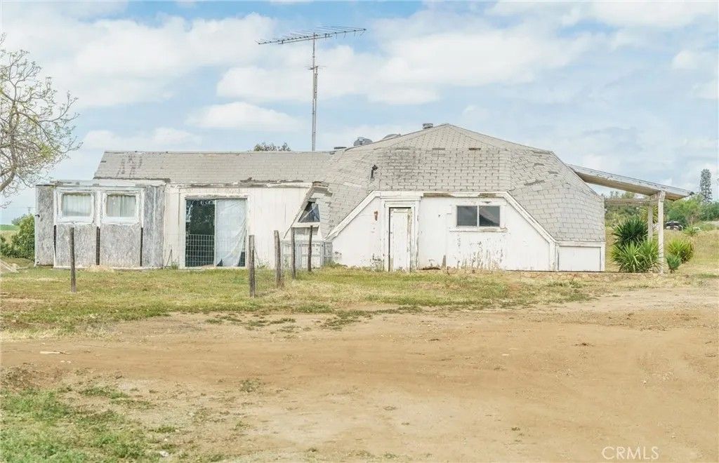 Photo of 33041 Briggs Road, Menifee, CA 92584 (MLS # SW25270876)