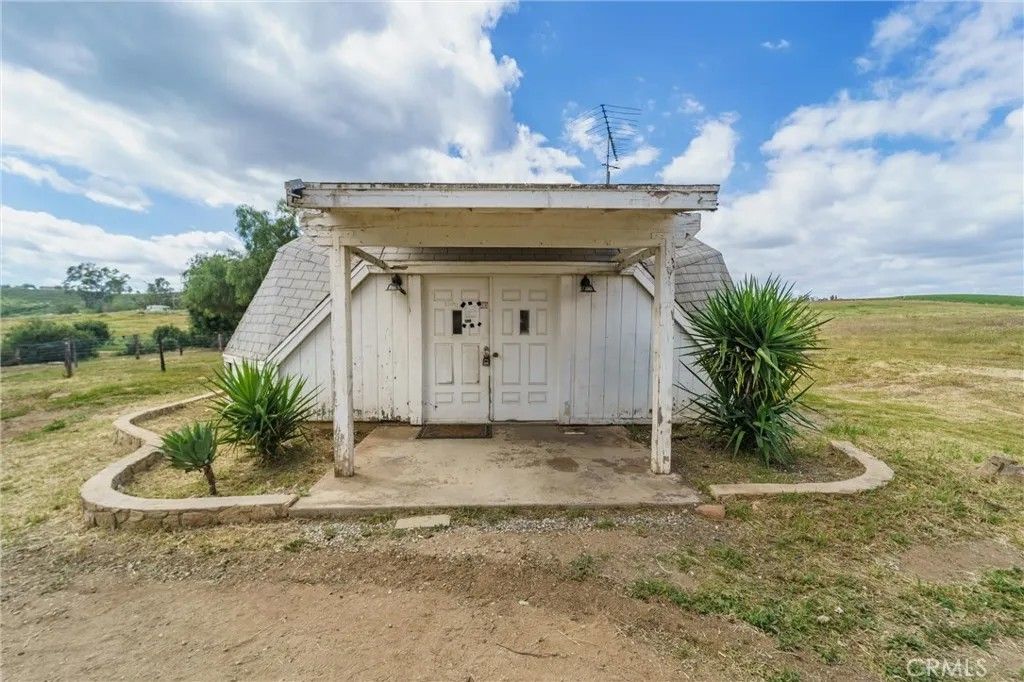 Photo of 33041 Briggs Road, Menifee, CA 92584 (MLS # SW25270876)