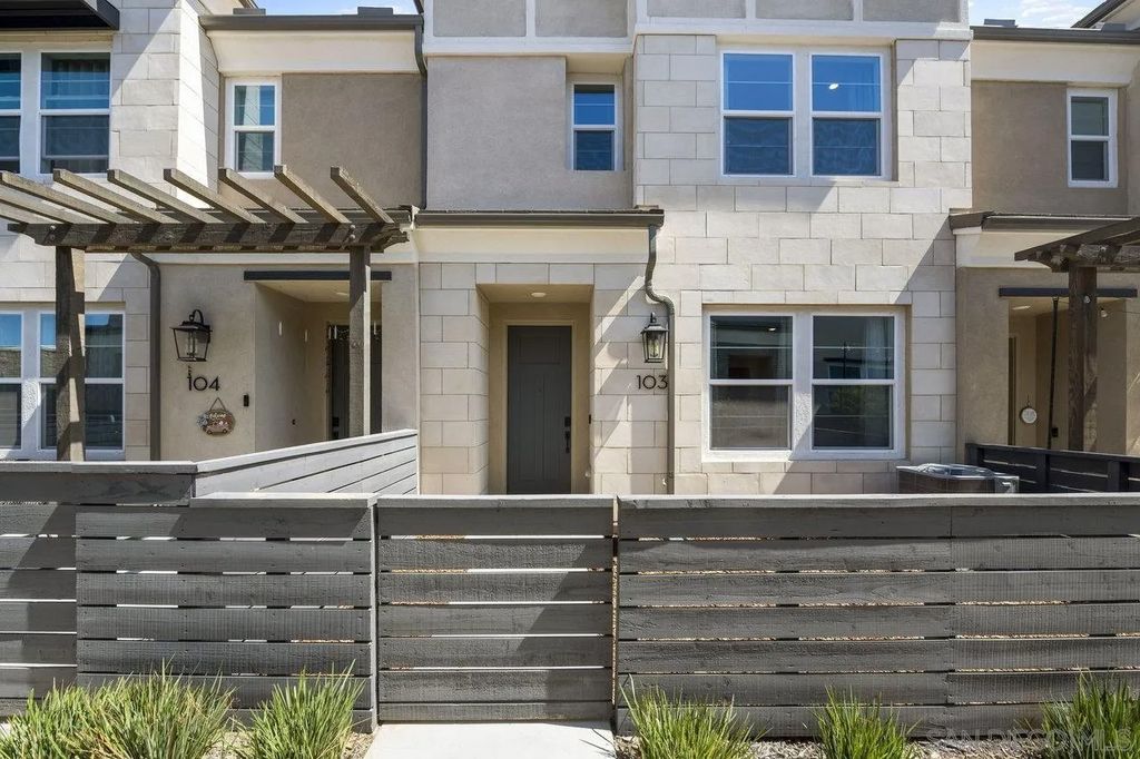 Photo of 1209 Sunrise Vw #103, San Marcos, CA 92078 (MLS # 250038137)