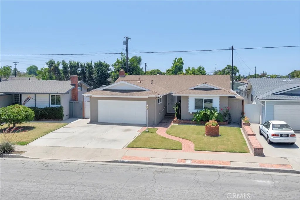 8350 E Blithedale