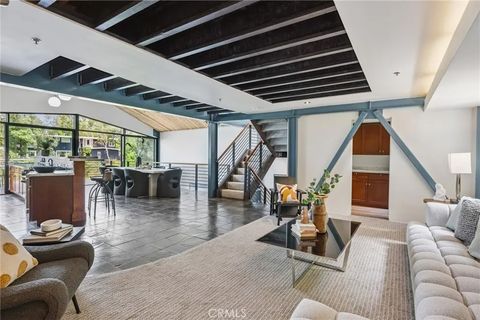 686 Diamond Street Laguna Beach CA 92651