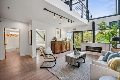 686 Diamond Street Laguna Beach CA 92651