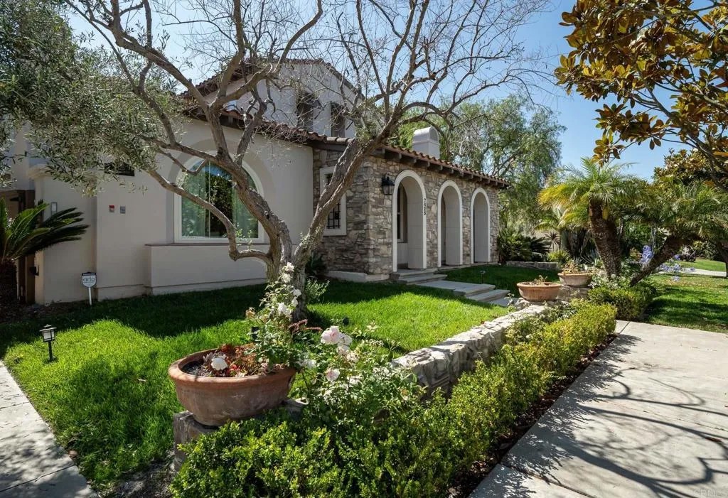 7425 Rancho Cabrillo Trail