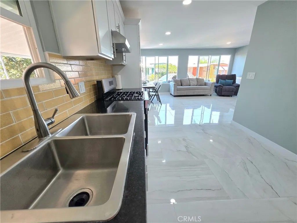 Photo of 17705 Western Ave #92, Gardena, CA 90248 (MLS # SB26020979)