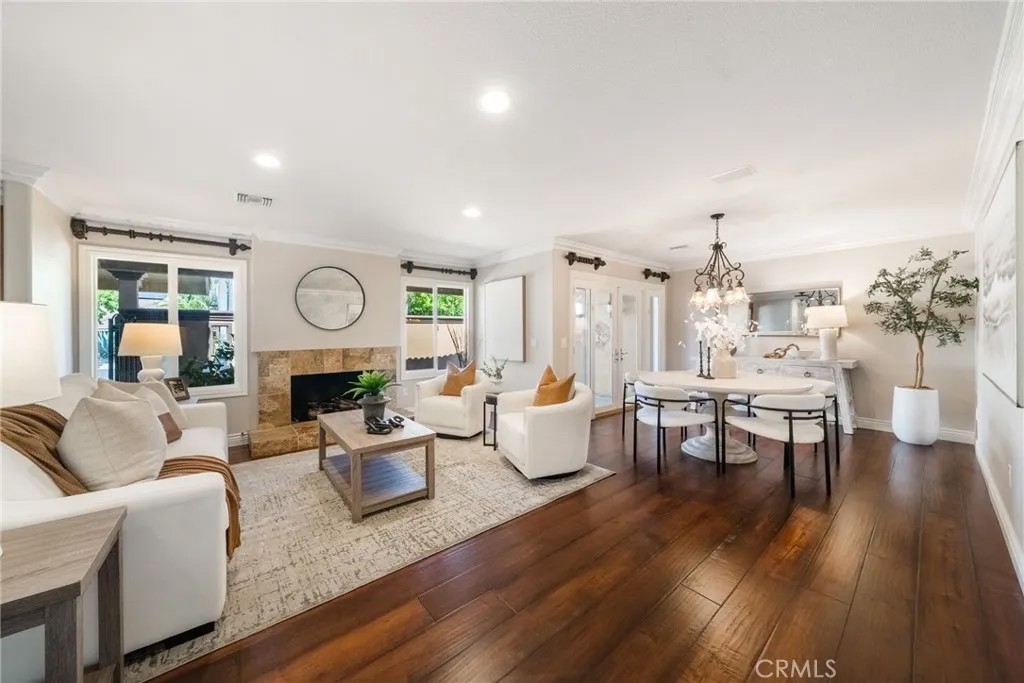 9781 Eastwood