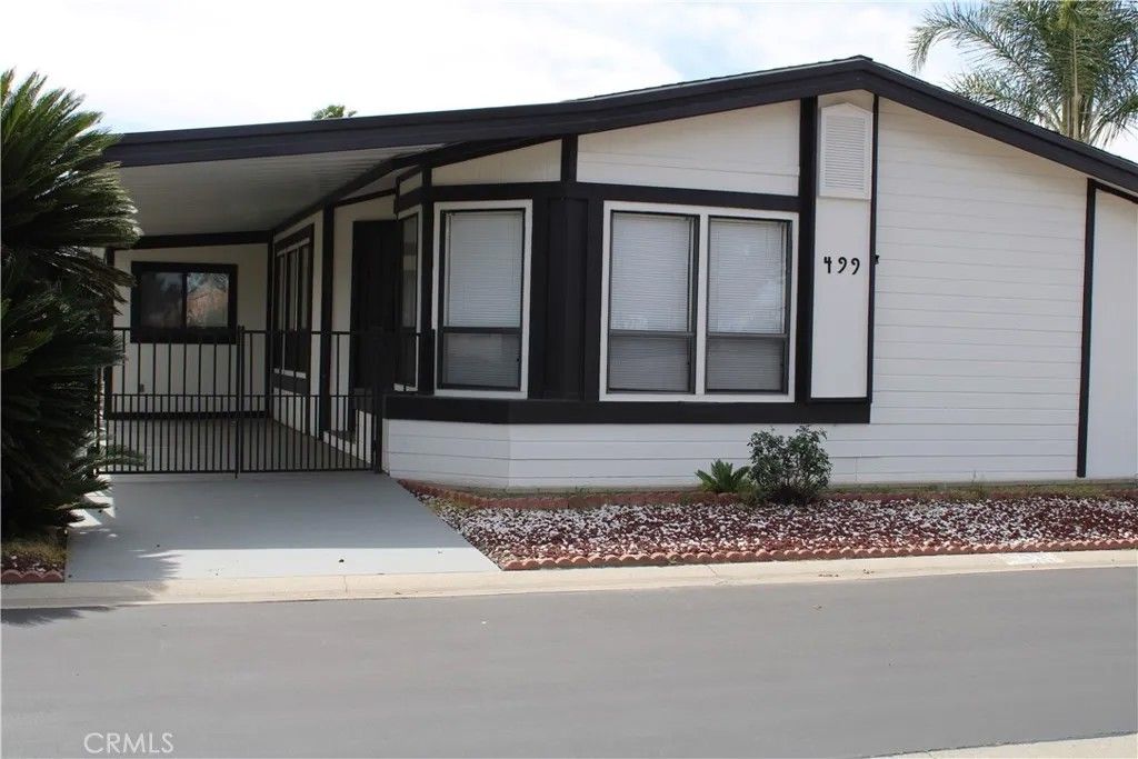 Photo of 601 N Kirby St #499, Hemet, CA 92545 (MLS # IV26045445)