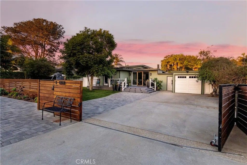 Photo of 1753 Wilstone Avenue, Encinitas, CA 92024 (MLS # OC25268761)