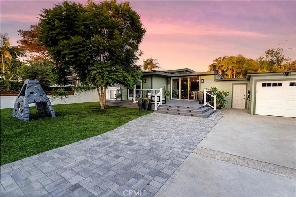 Photo of 1753 Wilstone Avenue, Encinitas, CA 92024 (MLS # OC25268761)