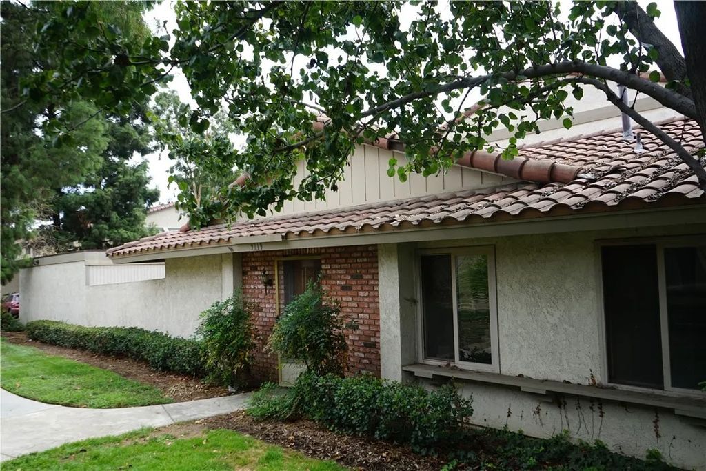 Photo of 9719 Fremont Avenue, Montclair, CA 91763 (MLS # TR25280369)