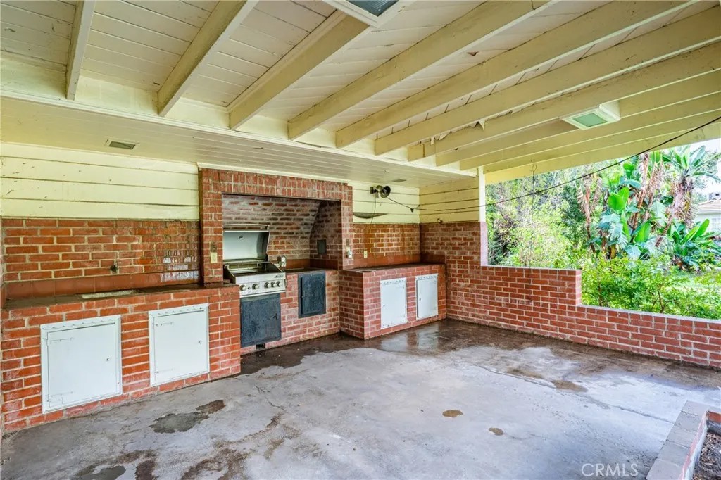 1210 Rodeo Road