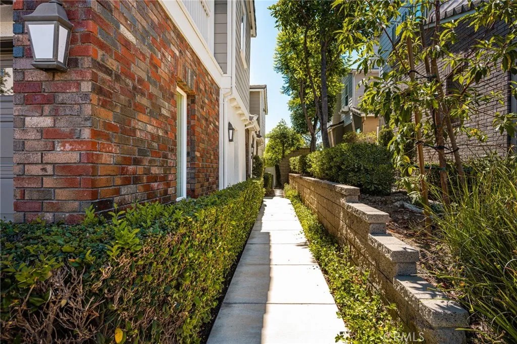 4001 Balmoral
